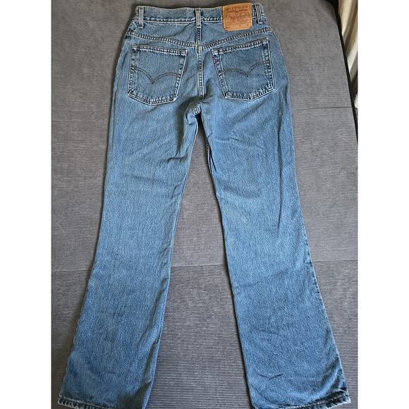 Vintage Levi's 517 Classic Fit Boot Cut Size 11 Jr. Women's Denim Jean - Picture 2 of 16